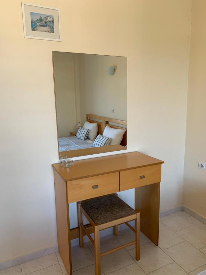 Fontana Apartments Moraḯtika Luaran gambar