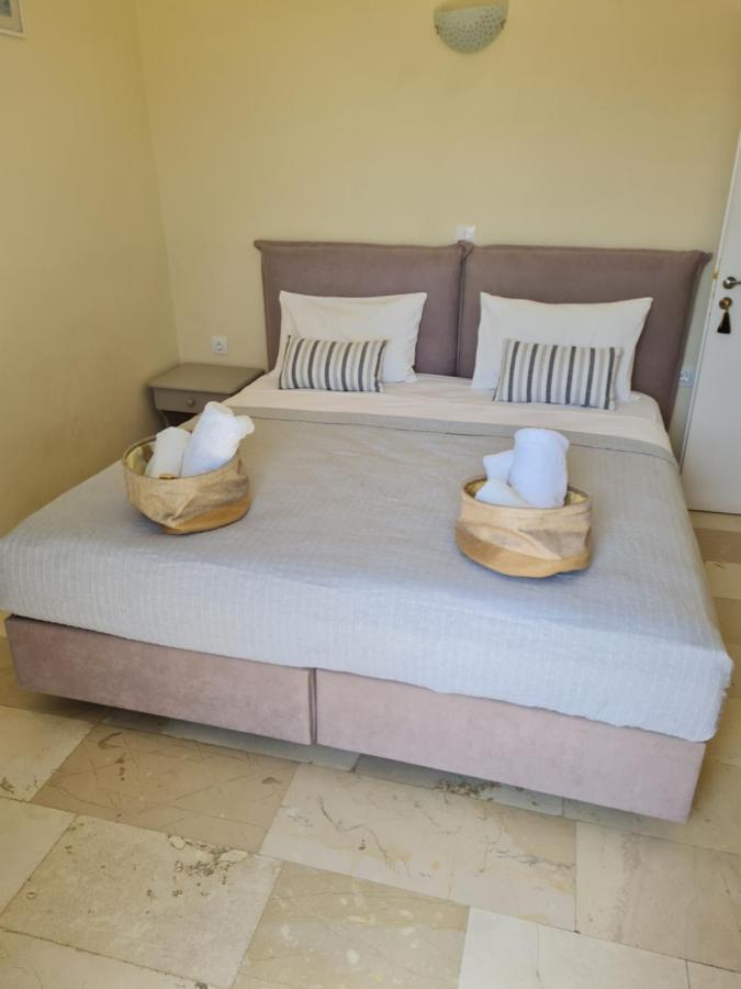 Fontana Apartments Moraḯtika Luaran gambar